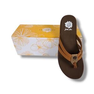 Yellow Box Femmie Sandals Womens Size 8 M Thong Flip-Flops Tan Beige 63225-W080B